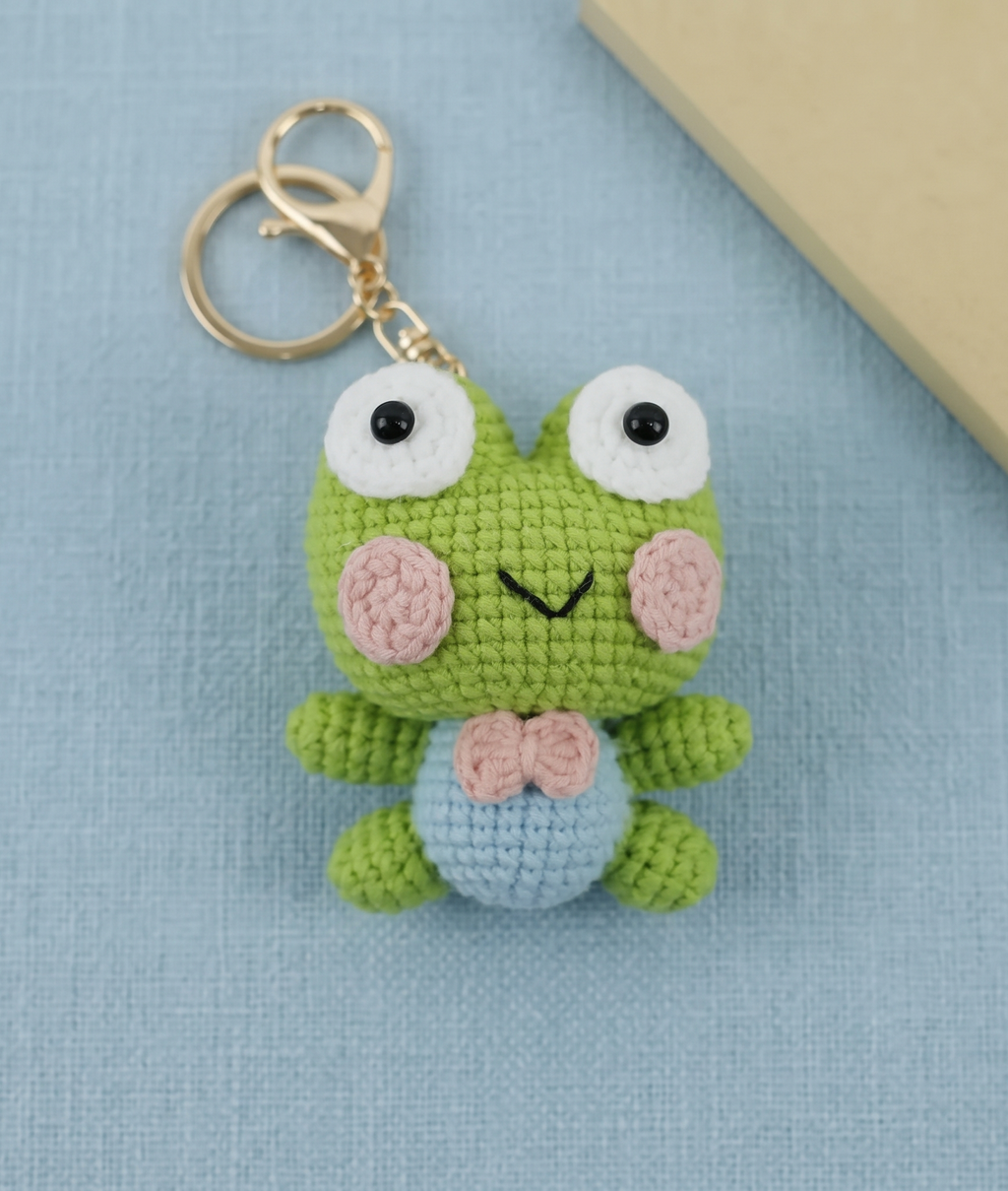 Crochet large frog keyring showing full body detail