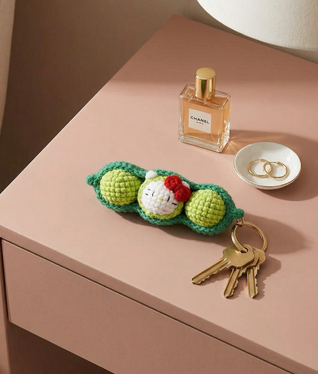 Crochet Pea Pod Keyring
