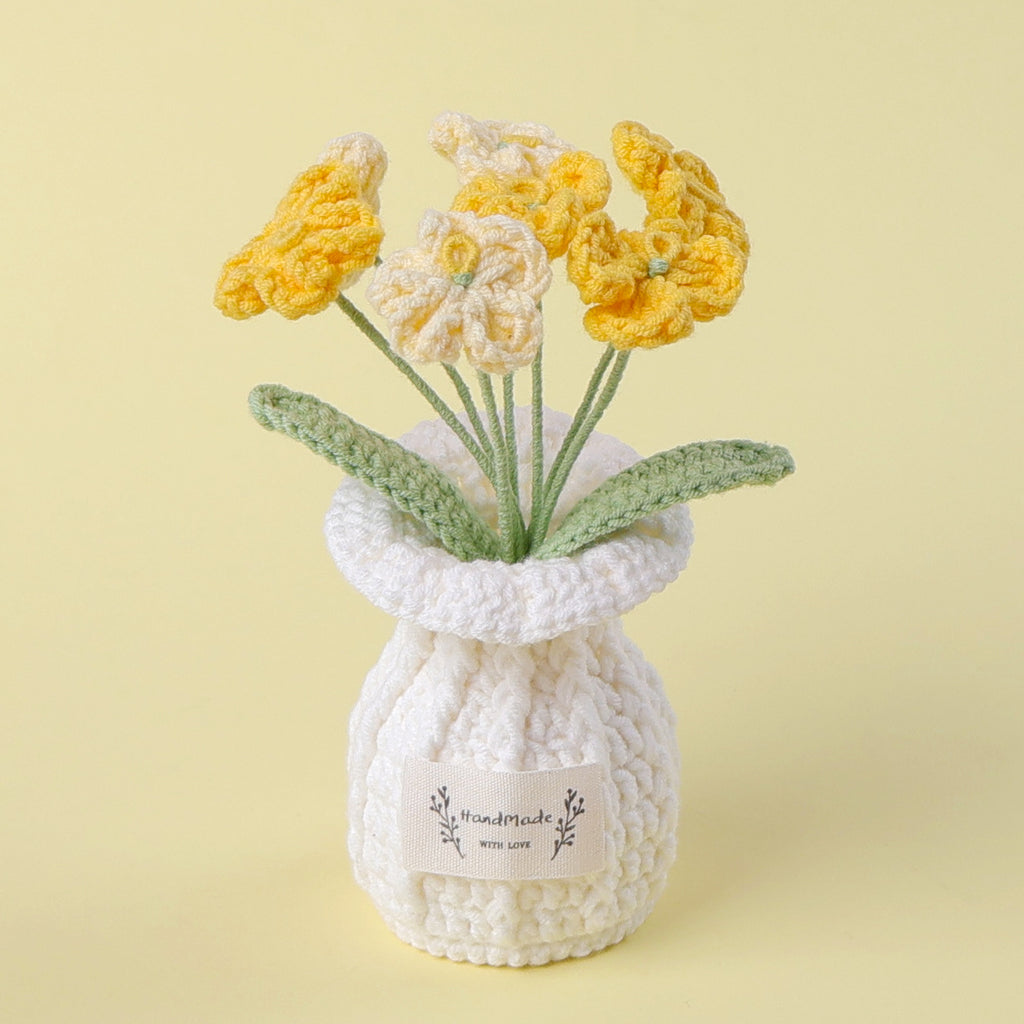 Crochet Forget-Me-Not Pot (Medium)