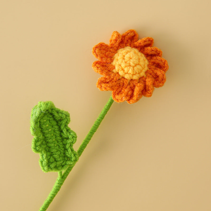 Crochet daisy stem close-up showing petal detail
