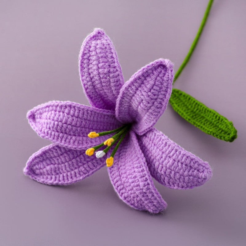 Crochet lily stem showing upward-facing bloom