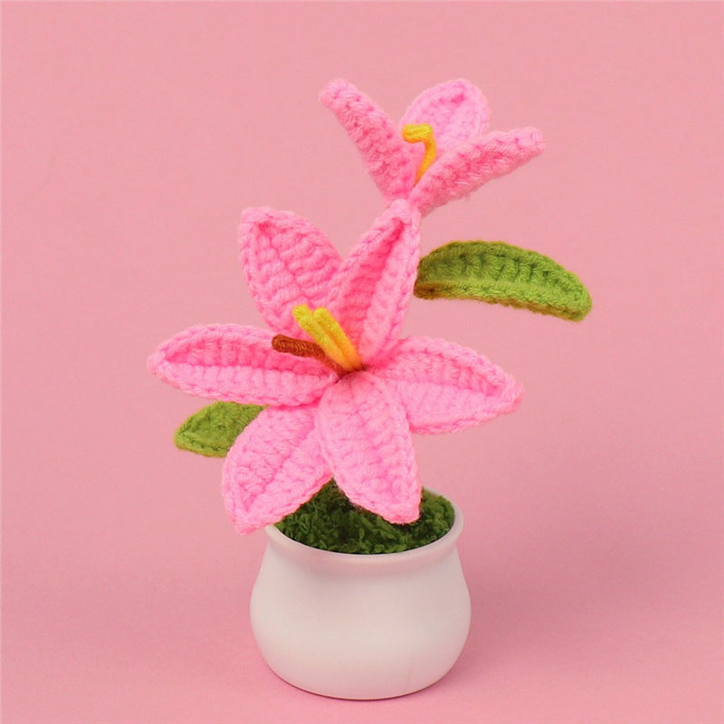 Handmade multi-head lily crochet plant close-up bloom detail