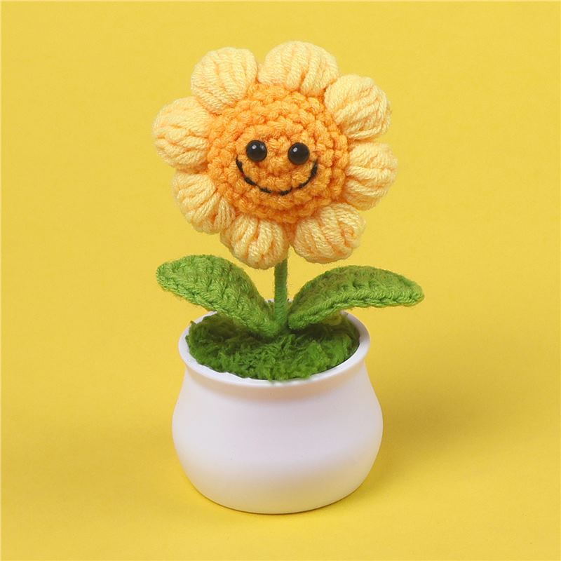 Crochet Smiley Sunflower Plant Pot
