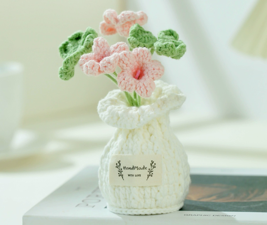 Crochet Clover Flower Plant Pot (Medium)