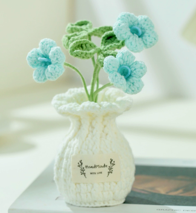 Crochet Clover Flower Plant Pot (Medium)