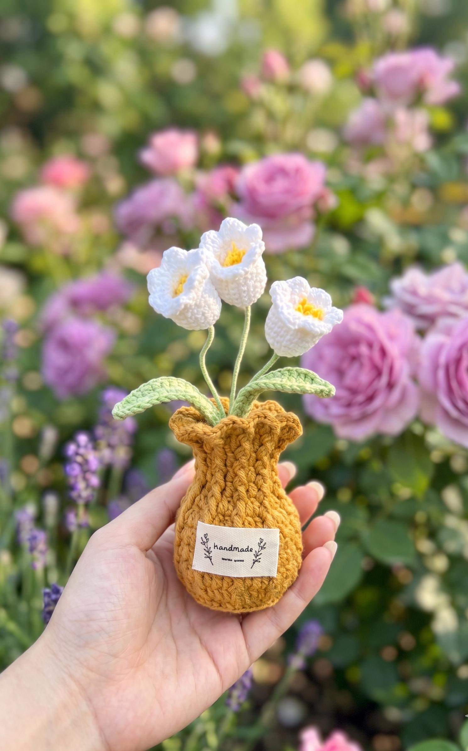 Crochet Lily of the Valley Pot (Medium)