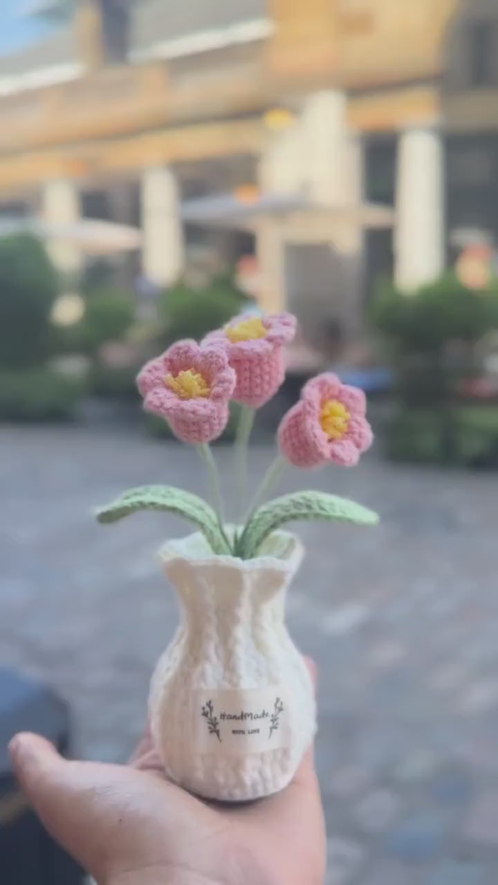 Crochet Lily of the Valley Pot (Medium)
